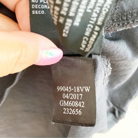 Harley Davidson Grey Split V Neck 115 Years Anniversary Logo Tee Medium - Picture 6 of 6